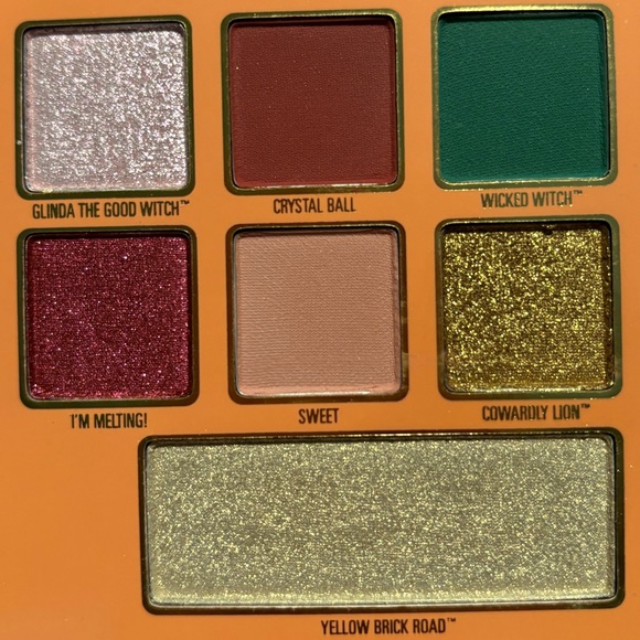 Kylie Cosmetics Wizard Of Oz Eye and Face Pressed Powder Palette - Picture 8 of 16